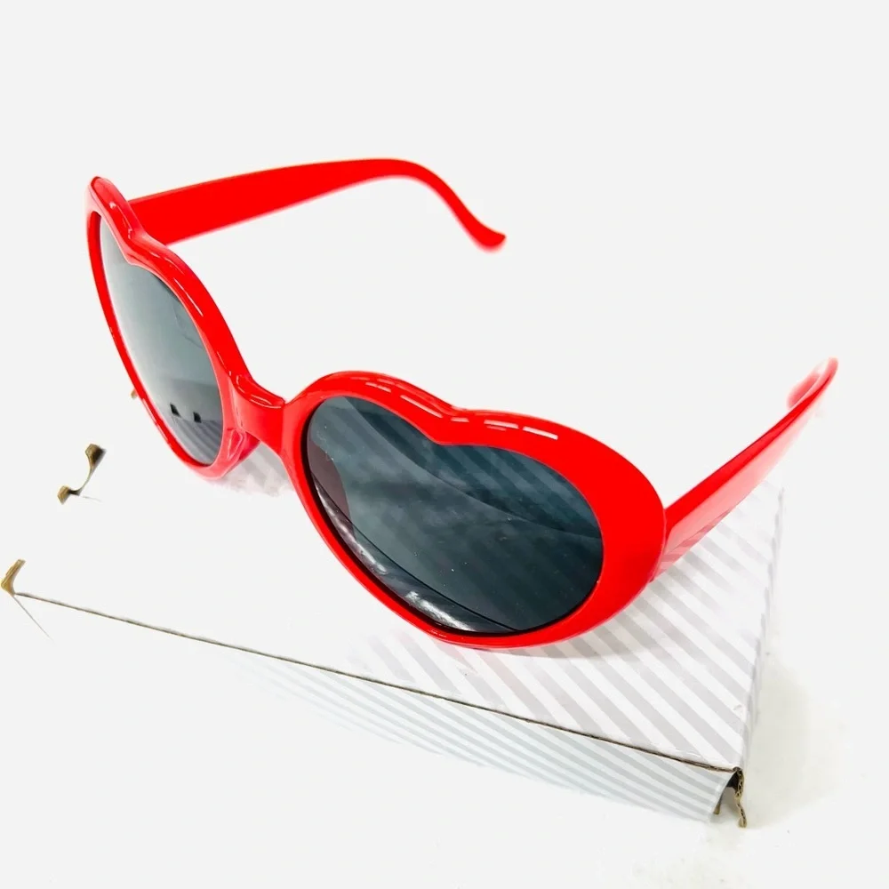 Valentine’s Day Heart-Shaped Red Sunglasses